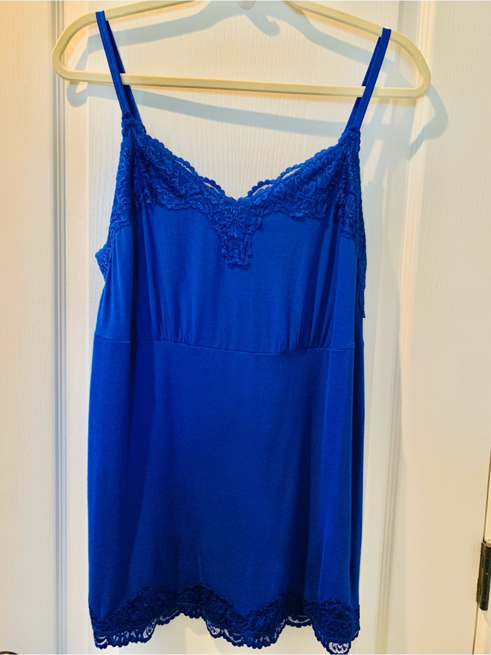 LANE BRYANT Royal Blue Lace Trim Spaghetti Strap Tank Top Camisole Size 14/16 - Picture 2 of 10
